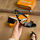 Sandália Beira Rio Salto Bloco Tiras com Detalhe Dourado 8423.236