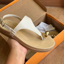 Sandália Beira Rio Detalhe Dourado 8513.113