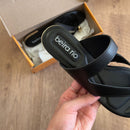 Sandália Beira Rio Rasteirinha Detalhe Dourado 8263.986