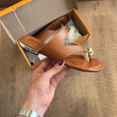 Sandália Beira Rio Rasteirinha Detalhe Dourado 8263.986