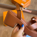 Sandália Beira Rio Salto Bloco Tiras Entrelaçadas 8517.206