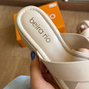 Sandália Beira Rio Tamanco Tiras Entrelaçadas Palmilha Macia 8517.210