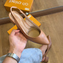 Sandália Beira Rio Salto Bloco e Bico Fino 4182.220