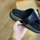 Sandália Papete Beira Rio Detalhe Dourado no Dedo 8524.110